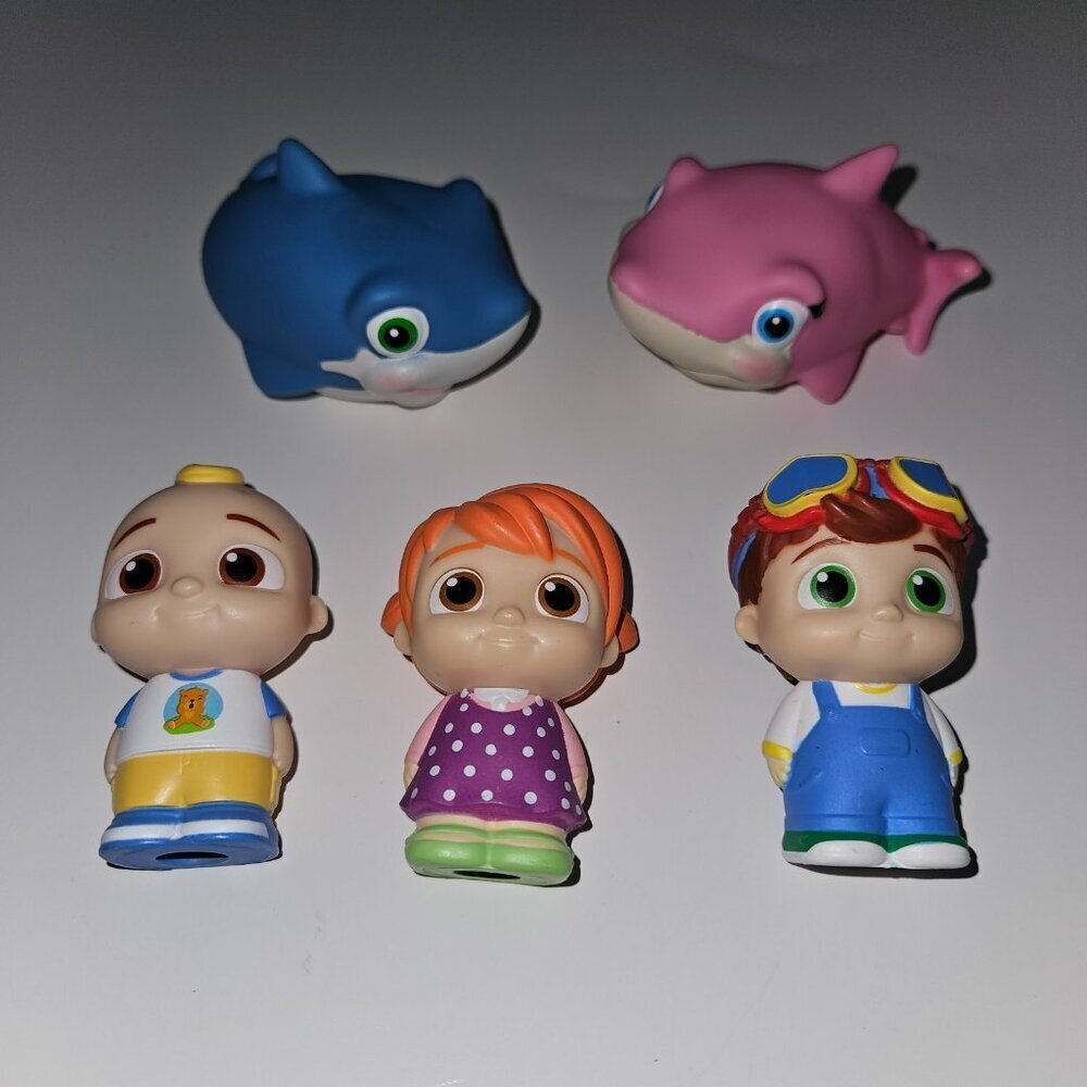 Cocomelon Mixed Toy Lot JJ Yoyo Tomtom Figures + 2 Bath Squirters Sharks